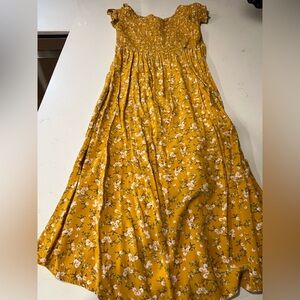 Woman’s Old Navy Mustard Flower Off Shoulder Midi Spring Dress Size Large $6